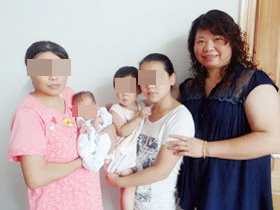 喻宝珍主任与华儿山妈妈侯爱英
